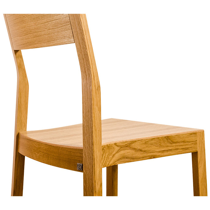 Stapelbarer klassischer Stuhl  aus massiver Eiche I Handwerk aus Südtirol I &