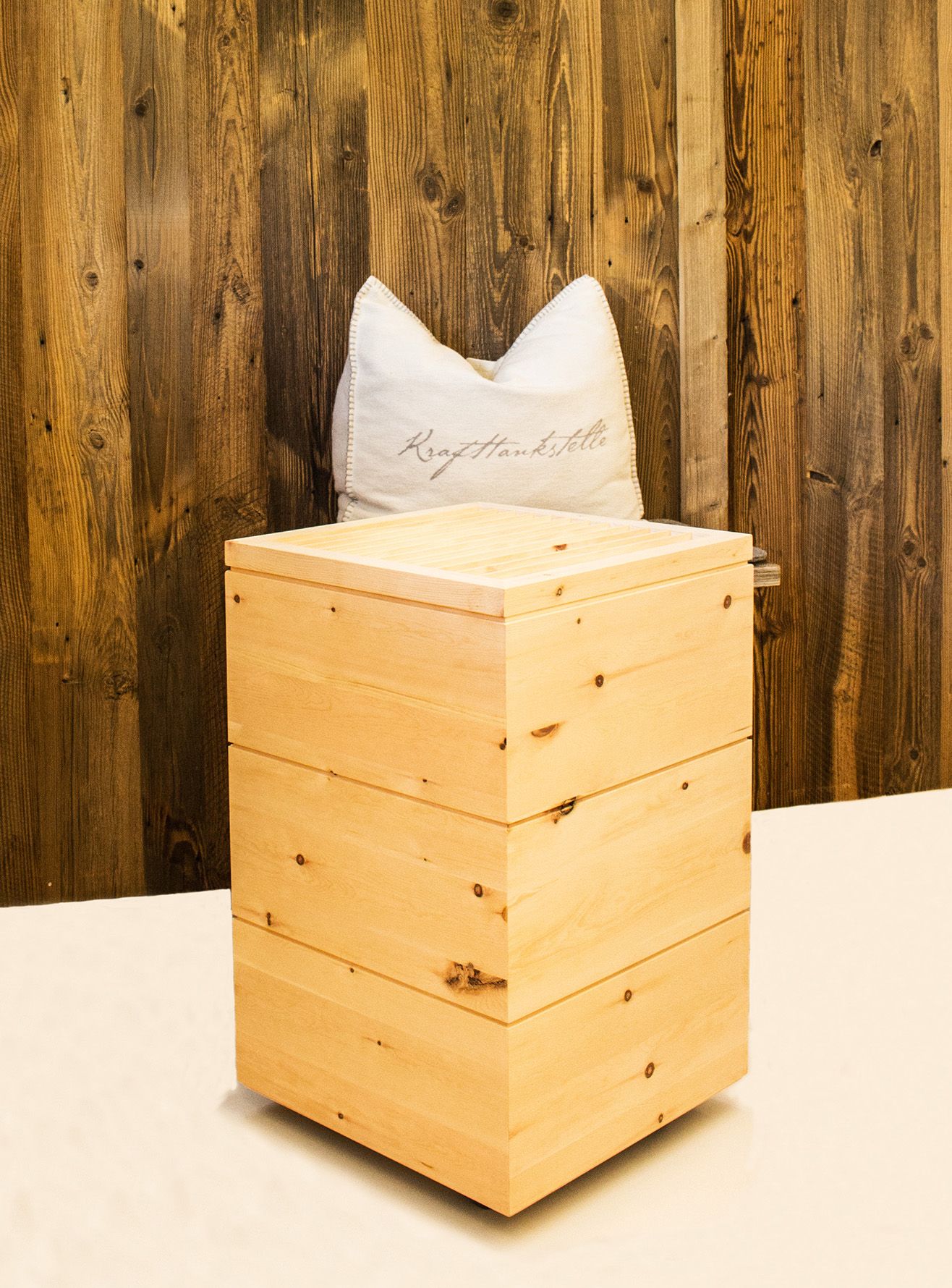 Nachhaltige Klimabox aus Zirbenholz- &