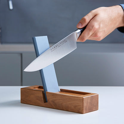 Hochwertiger Messerschärfer Kompakt mit Keramikschleifstein und Holzhalterung | zerlegbar